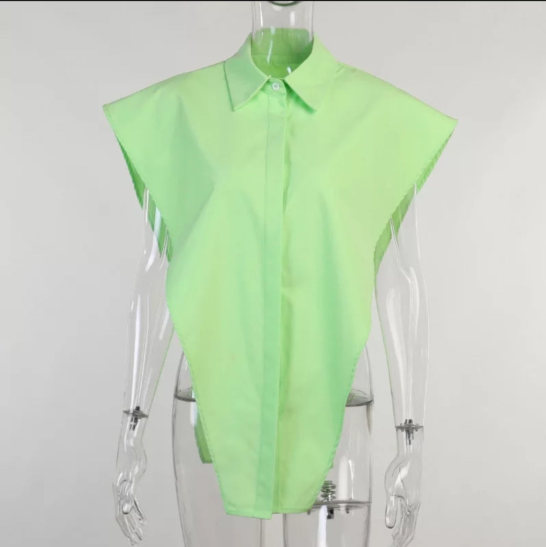 “Straight to the Point” Button up